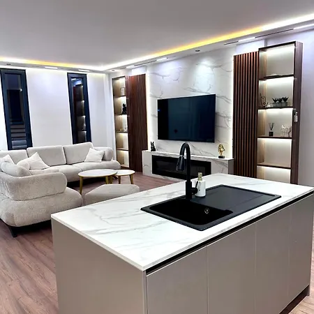 Luxury * Dhërmi